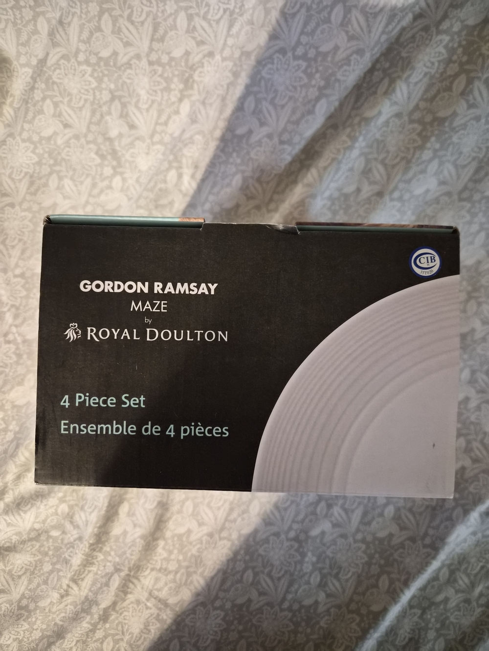 Gordon Ramsay Maze by Royal Doulton 4-Piece Bowl Set - White - Picture 3 of 12